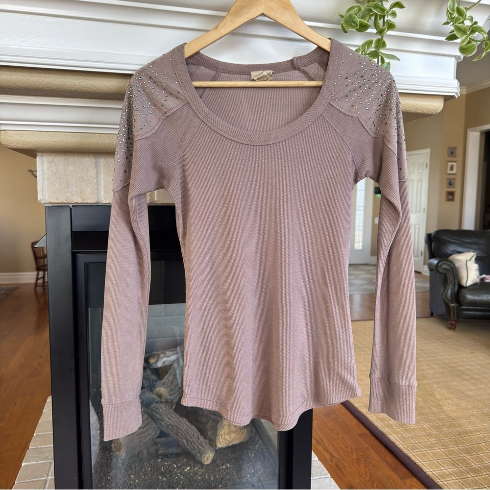 Daytrip Mauve‎ Grunge Thermal Studded Gem Shoulder Long Sleeve Top Medium